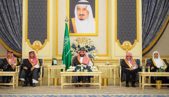 ولي العهد يستقبل أصحاب السمو الأمراء والفضيلة العلماء والمعالي وجمعًا من المواطنين