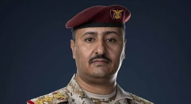 القوات المسلحة اليمنية تعلن تدمير عتاد وتجمعات لمليشيا الحوثي في منطقتي ذوباب والمخا