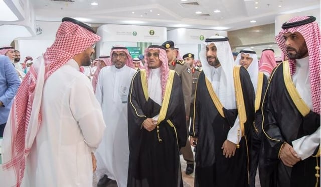 محافظ عنيزة يدشّن ملتقى الزراعة العضوية 2026