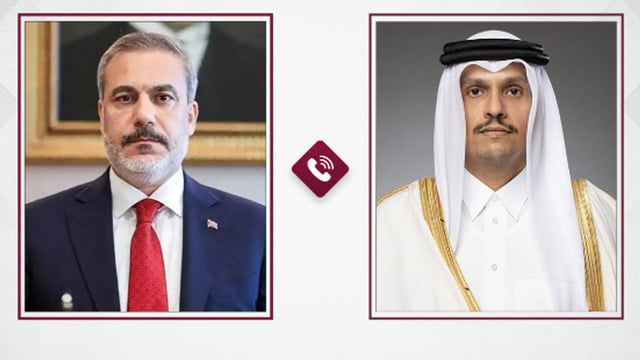 رئيس الوزراء القطري ووزير الخارجية التركي يستعرضان علاقات التعاون