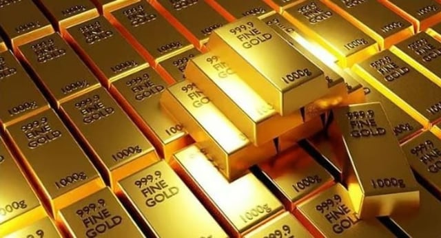 ارتفاع الذهب في ظل تراجع الدولار وترقب بيانات التضخم