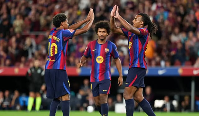 برشلونة يفوز على خيتافي بثلاثية في الدوري الإسباني