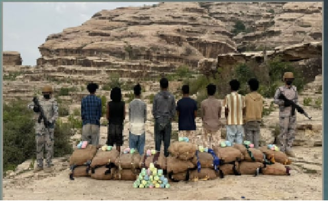 حرس الحدود بعسير يقبض على 8 إثيوبيين لتهريبهم 380 كيلوجراما من القات المخدر