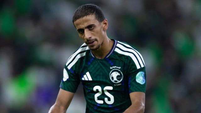 همام الهمامي يتوج بجائزة أفضل لاعب في "خليجي 27"