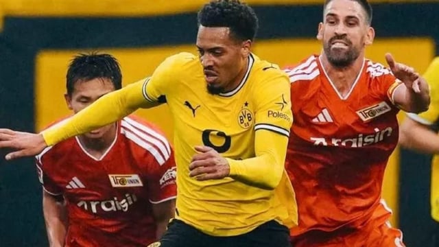 بوروسيا دورتموند يتعادل مع يونيون برلين ويواصل تصدر الدوري الألماني
