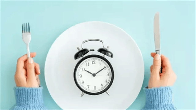أكثر من فقدان الوزن.. دراسة علمية ترصد تأثيرات بيولوجية واسعة للصيام لـ 7 أيام