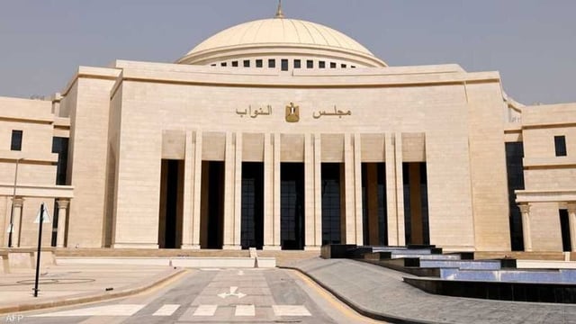 البرلمان المصري يوافق على تفويض السيسي بإرسال تعزيزات دفاعية إلى السعودية