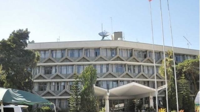 إثيوبيا تغلق سفارتها في إريتريا وتطرد عشرة دبلوماسيين إثر تصاعد التوترات