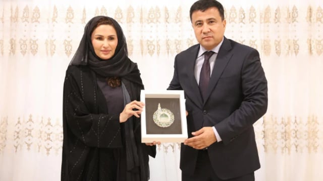 القنصل العام لأوزبكستان يزور جامعة طيبة بالمدينة المنورة