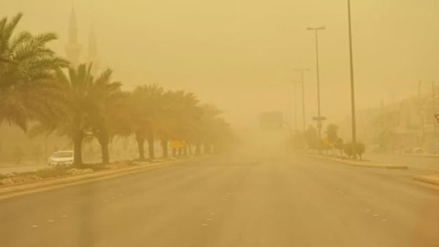 تسجيل 31 ساعة من الحالات الغبارية في دول الإقليم أمس