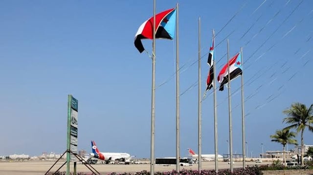 اليمن يطالب مجلس الأمن بإجراءات رادعة بعد استهداف مطار عدن