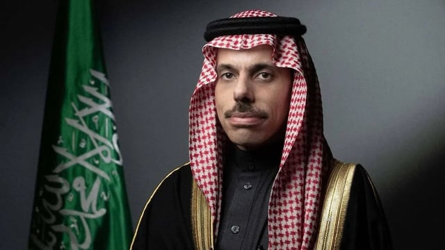 وزير الخارجية يبحث مع نظيريه في قطر والكويت مستجدات الأوضاع في المنطقة