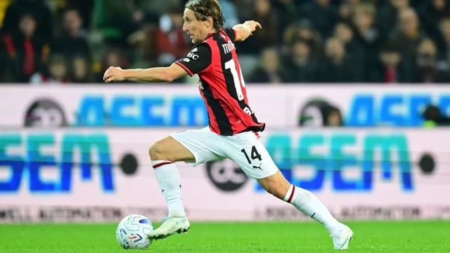 تفوق على إبراهيموفيتش.. مودريتش يواصل كتابة التاريخ في الدوري الإيطالي بقميص ميلان