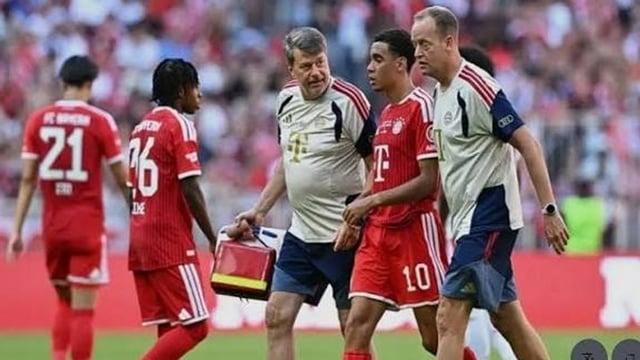 فرايبورج يتغلب على شالكه ويتصدر الدوري الألماني بعد فوز مثير