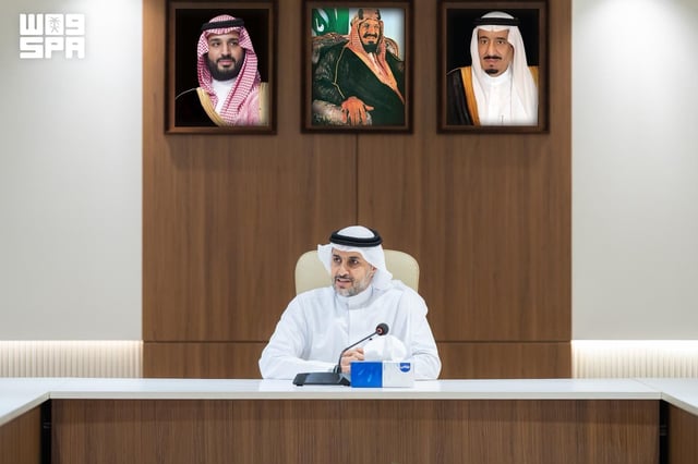 نائب وزير البيئة يبحث مع منتجي الدواجن تعزيز الإنتاج المحلي والأمن الغذائي