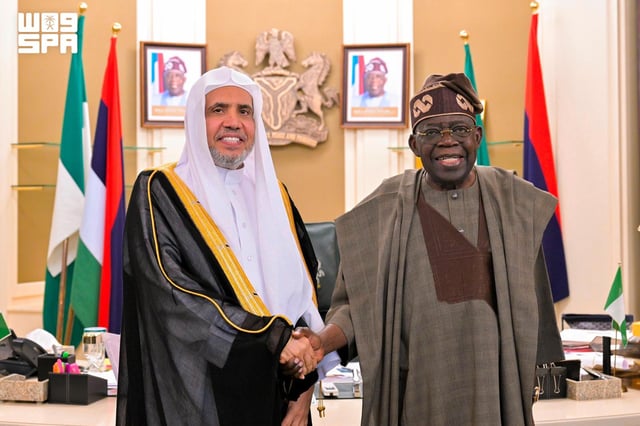 الرئيس النيجيري يستقبل أمين عام رابطة العالم الإسلامي في أبوجا