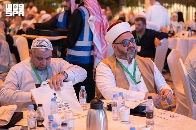 وزارة الشؤون الإسلامية تنظم يومًا مفتوحًا لضيوف برنامج خادم الحرمين بالطائف