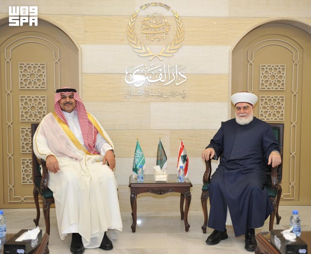 السفير الدوسري يزور مفتي طرابلس والشمال في دار الفتوى اللبنانية