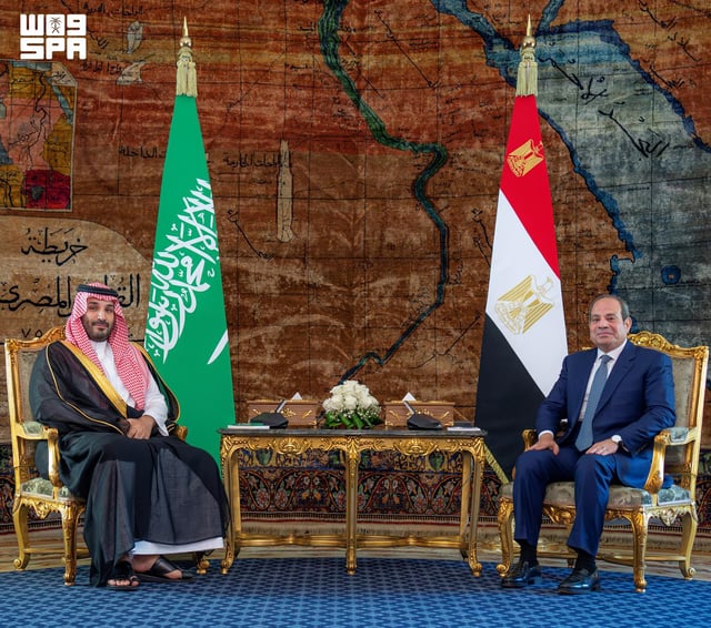 ولي العهد يلتقي الرئيس المصري ويعقدان لقاءً ثنائيًا وجلسة مباحثات موسعة