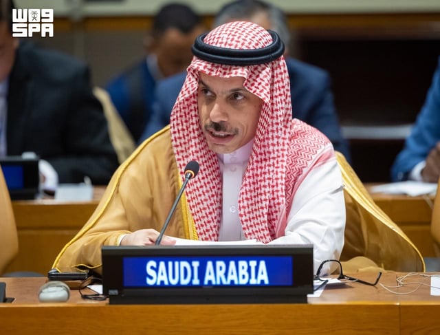 وزير الخارجية يشارك في اجتماع أممي لتعزيز التعاون من أجل مجال بحري آمن