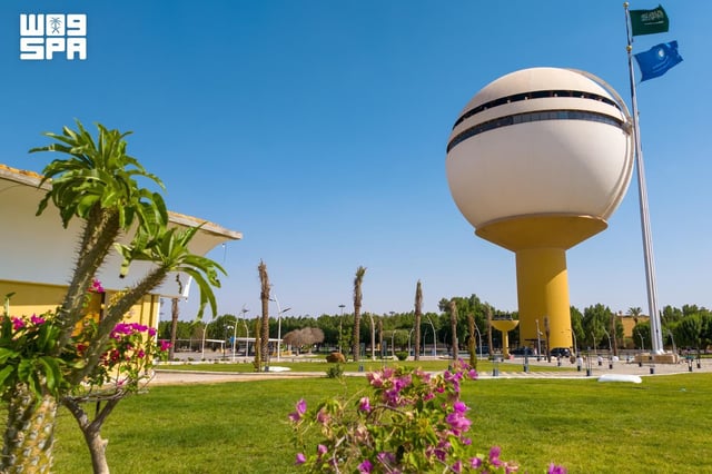 برج مياه بريدة معلم عمراني يجمع بين الخدمة والجاذبية السياحية