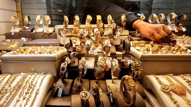 سعر الذهب في السعودية اليوم الثلاثاء 15-8-1447.. المعدن الأصفر يرتفع 5% عالميًا