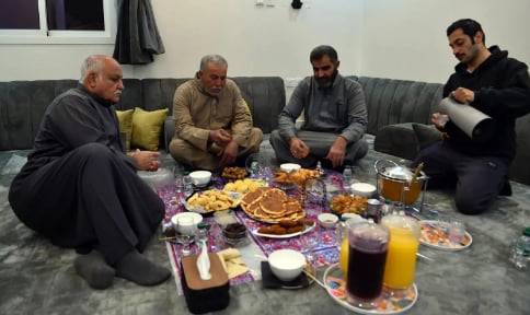 عادات المقيمين السوريين في حائل.. موروث رمضاني يجمع بين الأصالة والاندماج