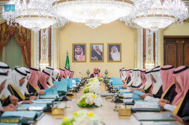 مجلس الوزراء يثمّن الدور البطولي للقوات المسلحة في الدفاع عن الوطن وحماية مُقدَّراته من الاعتداءات الإيرانية