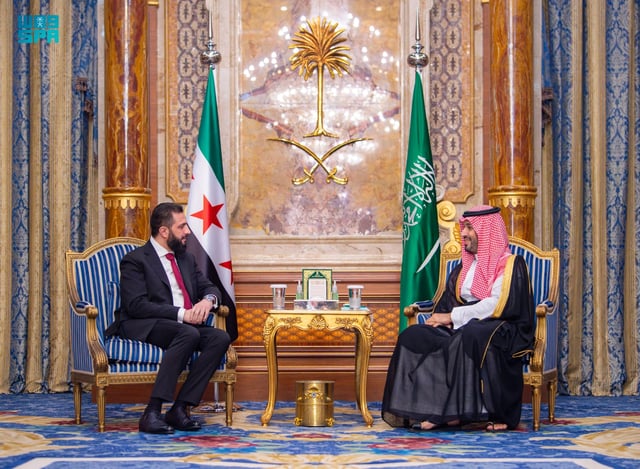 ولي العهد يلتقي الرئيس السوري ويستعرضان العلاقات الثنائية بين البلدين وفرص تطويرها بمختلف المجالات