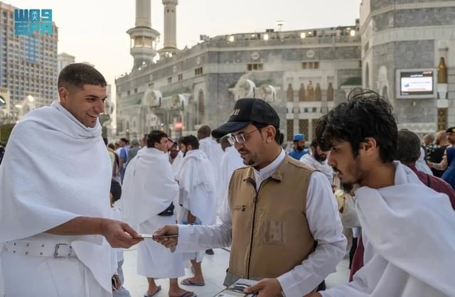 بدء إصدار التأشيرات اليوم.. تقويم موسم العمرة لعام 1448هـ