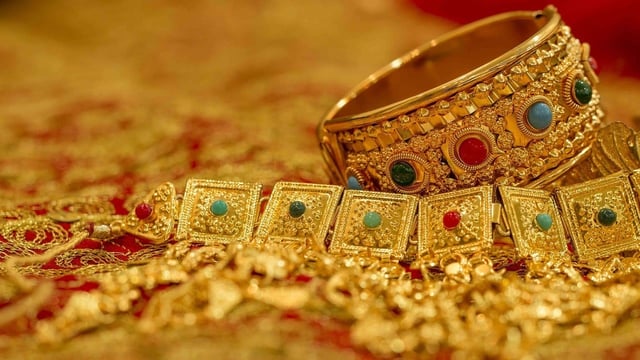 أسعار الذهب في السعودية اليوم السبت 25-12-1447 بعد عودة الارتفاع