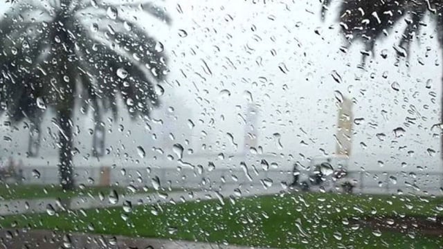 طقس الإثنين.. أمطار رعدية تودي إلى جريان السيول على عدة مناطق